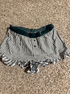 Striped Ruffle Hem Women's Pajama Shorts - Dark Green and White